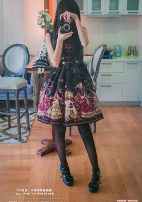 毛片大18免费观看_国产不卡完整视频观看