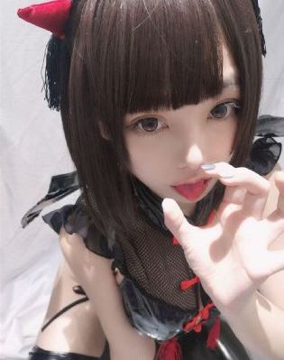 女人18岁毛片_免费高清无删减本草中国在线观看免费