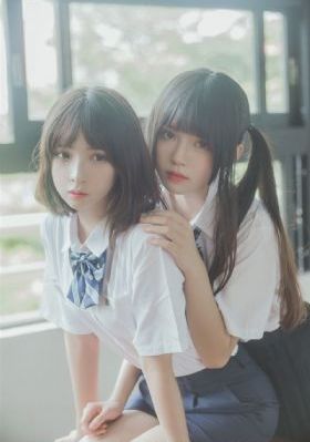 欧美一级裸毛片免费基地_高清字幕不卡在线观看