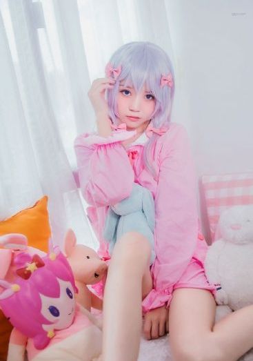 亚洲区和欧洲区国色_完整无删减版在线手机观看