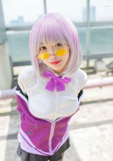 草莓视频让人深夜释放自己_双语中字在线观看完整版