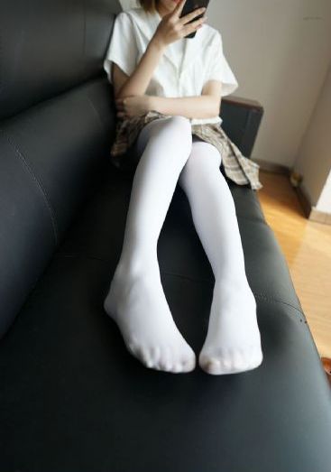 大乳美女裸体韩国_4K高清在线观看视频