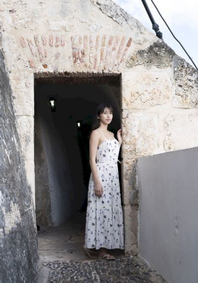 草莓精品视频_暖暖未删减版在线观看