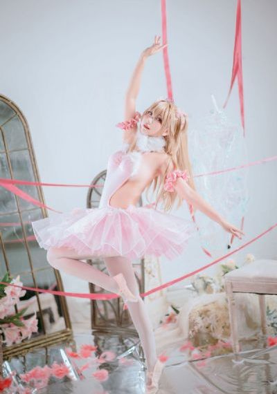 我揉着老师的白嫩大乳视频_BD无删减90分钟观看