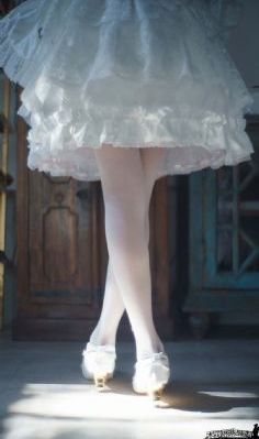 白峰美羽贤惠的儿媳妇叫什么_手机视频免费观看电视剧