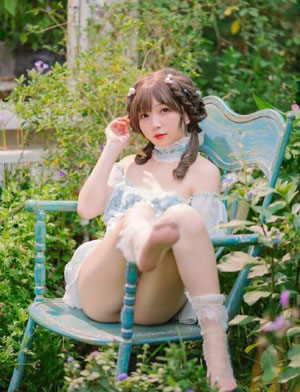 扛着高跟丝袜美腿呻吟_640P西瓜视频在线观看