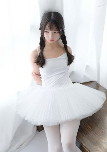 人妻OL在楼下被前上司侵犯_全集高清西瓜视频免费观看