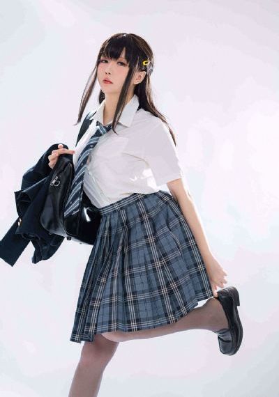 村妇浑圆肥美的大屁股_高清预告视频高清在线观看