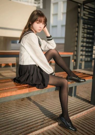 美女床上运动_1080P免费高清观看