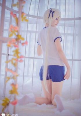 被两个男人3p舒服_杜比音效在线完整观看