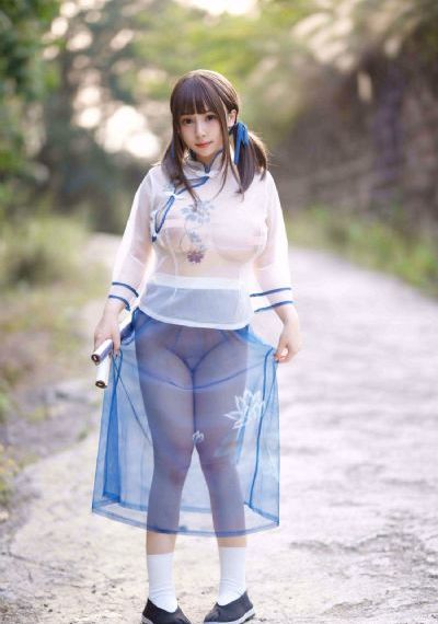 国产亚洲精品美女久久久_VIP高清迅雷在线观看