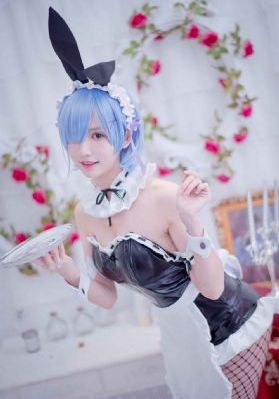 狠狠干狠狠干在线看com_片花成事在人免费观看